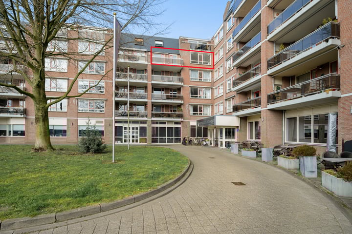 Waterlooplein 410 in Oosterhout foto