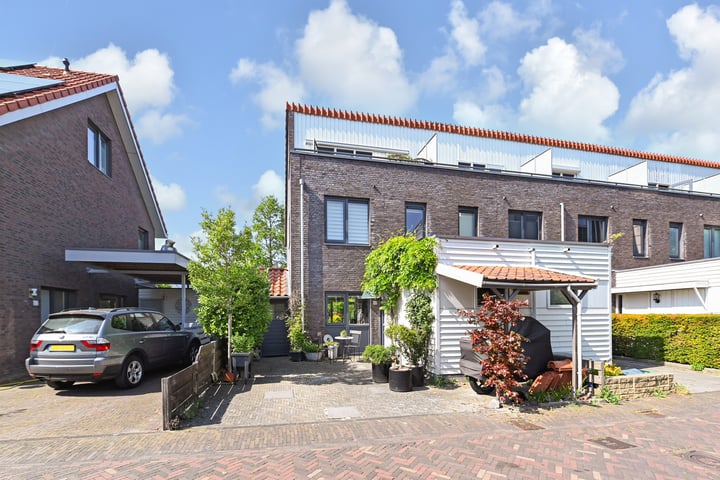 Watermunt 61 in 's-Gravenhage