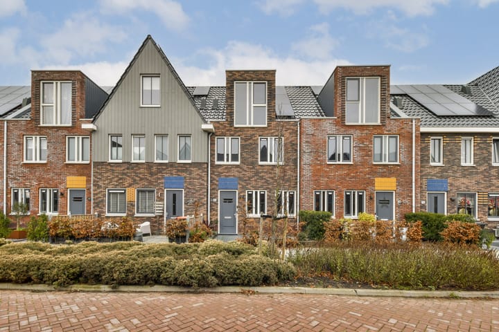 Waterweide 80 in Grootebroek