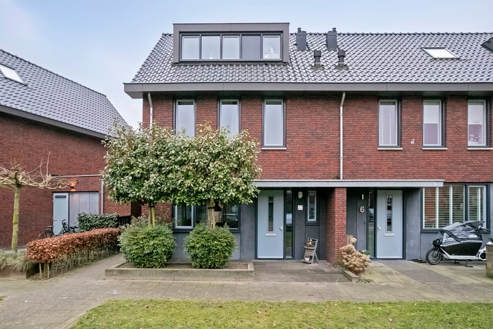 Weefraam 8 in Prinsenbeek foto