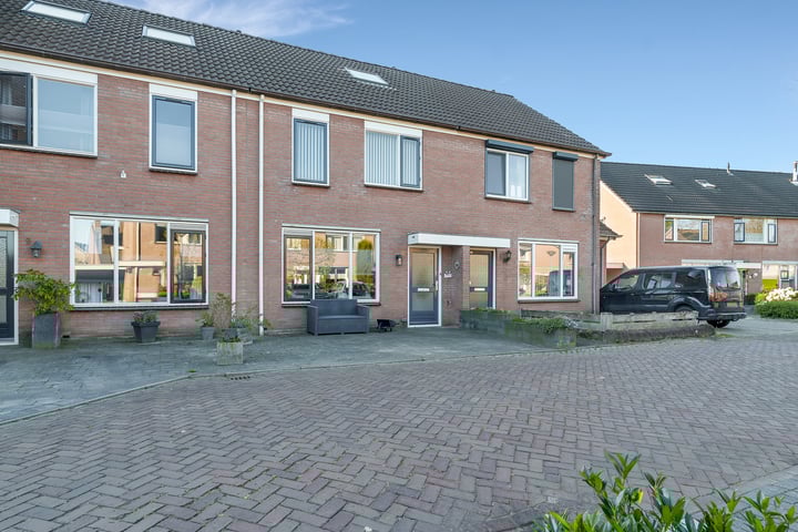 Weegbree 11 in Nijverdal foto