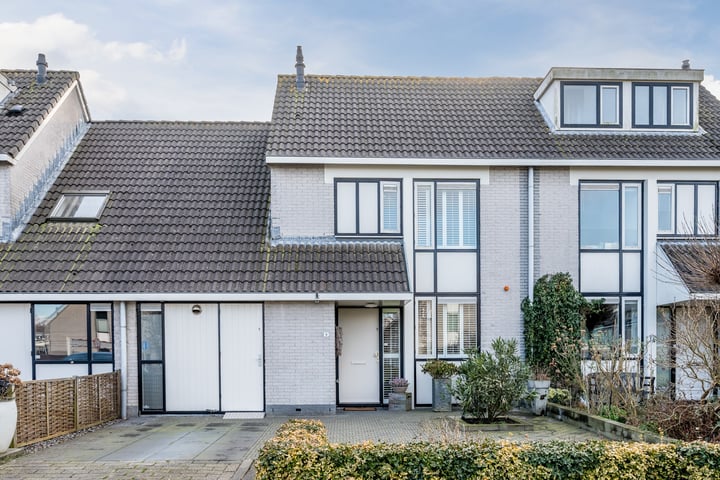 Weegbree 18 in Uithoorn foto