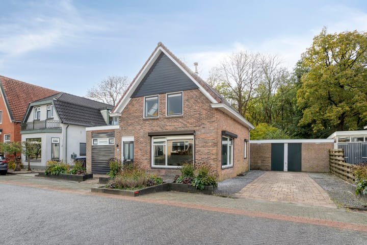 Weemeweg 15 in Oosterwolde foto