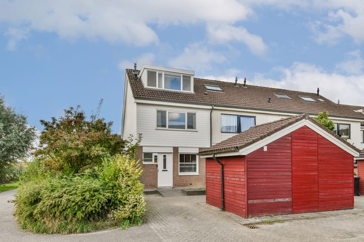 Weerdestein 141 in Dordrecht foto