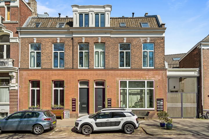 Weerdsingel O.Z. 68D in Utrecht foto