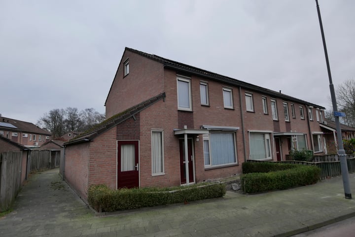 Weg door de Rijpel 46 in Helmond foto