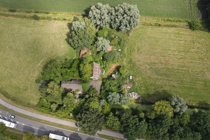Weg om de Oost 2 in Noordscheschut foto