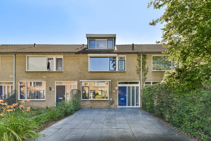 Wega 69 in Dordrecht foto