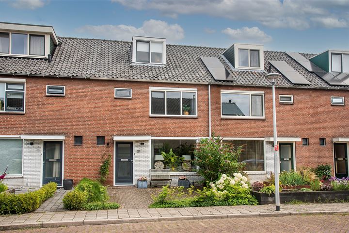Weidehuislaan 21 in Almelo foto