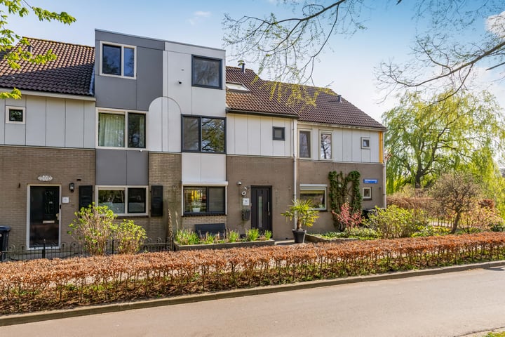 Weidekruidveld 75 in Almere foto