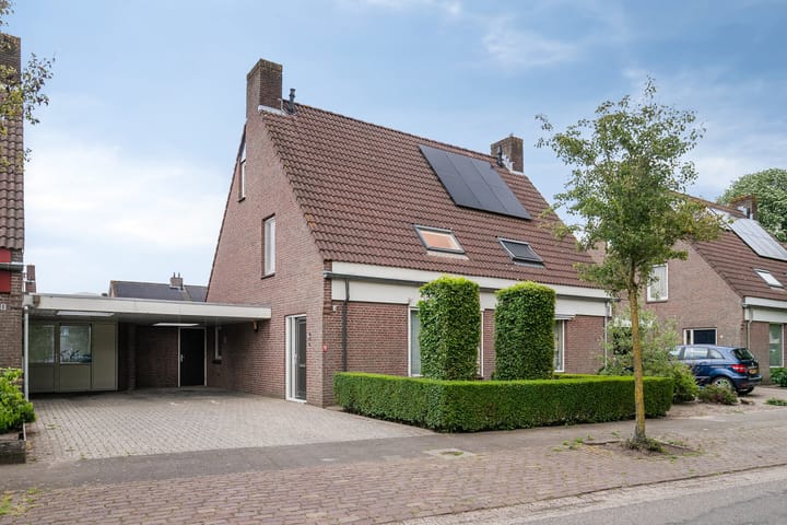 Weidestraat 12 in Nistelrode foto