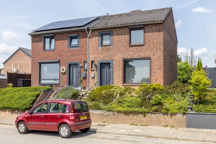 Weijenbergstraat 71 in Hoensbroek foto