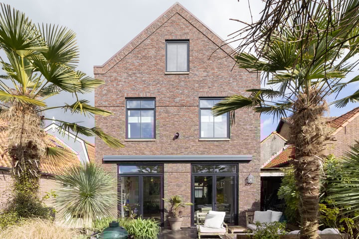Weikamp 100 in Bunschoten-Spakenburg foto