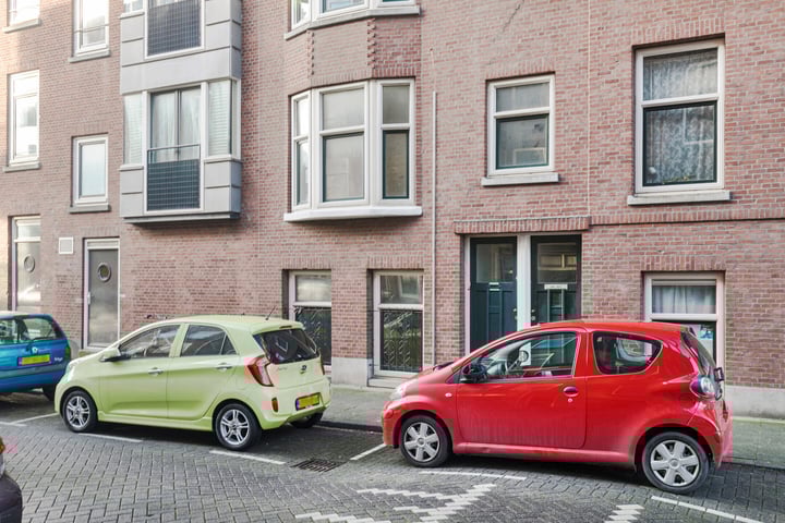 Weizichtstraat 3B in Rotterdam foto
