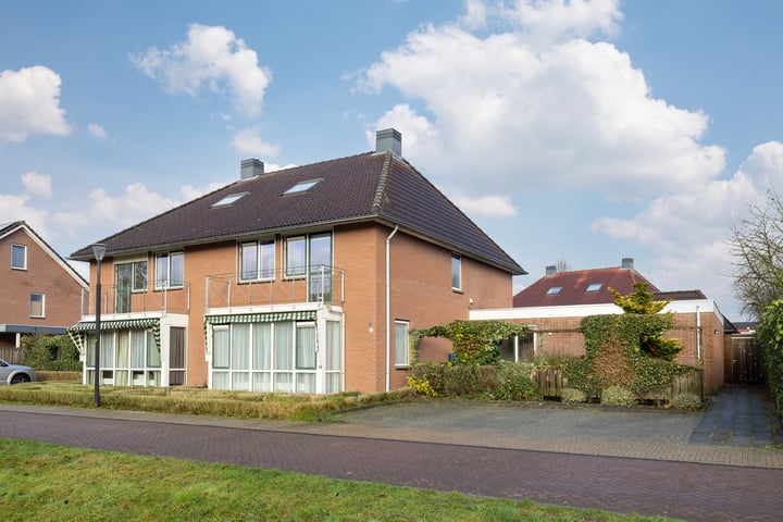 Weldam 2 in Raalte foto