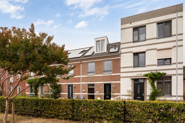 Werf van De Biesbosch 71 in Dordrecht foto