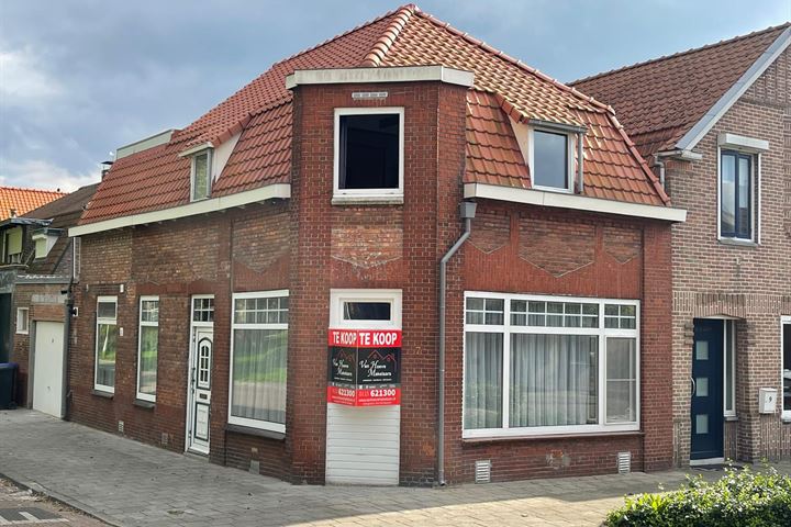 Westdam 7 in Sas van Gent foto