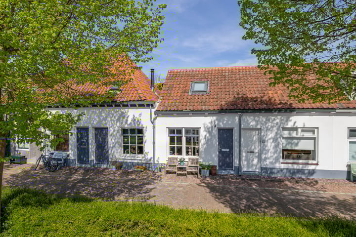 Westdijk 27 in Sommelsdijk foto