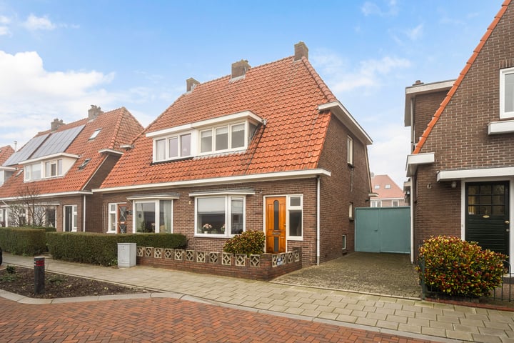 Westeinde 10 in Meppel foto