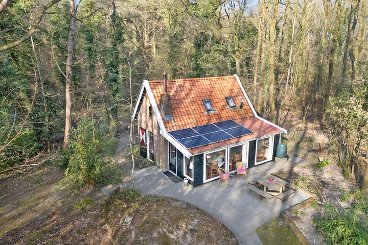 Westeinde 10 in Uffelte foto