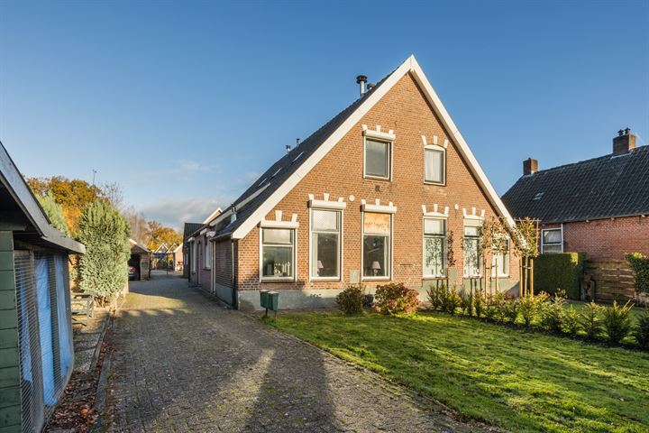 Westeinde 528 in Vriezenveen foto