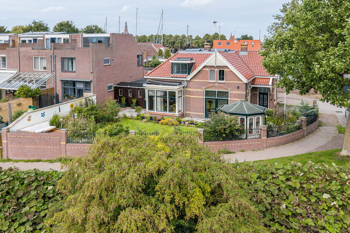 Westereiland 1 in Medemblik foto