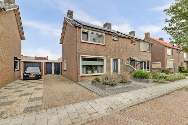 Westerstraat 26 in Heinkenszand