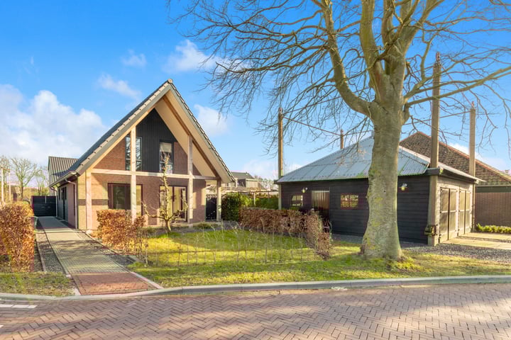 Westerweg 338 in Heiloo foto