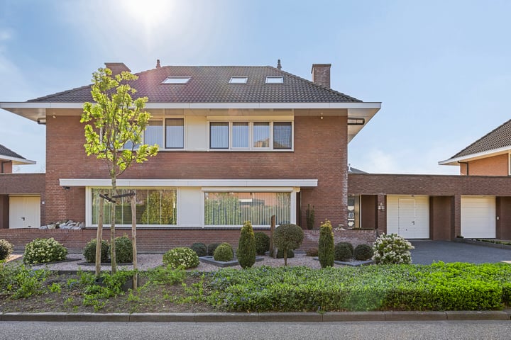 Westerzandweide 6 in Helmond foto