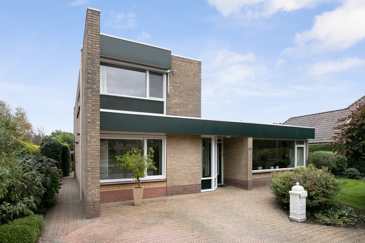 Westgroeneweg 57 in Dinteloord foto