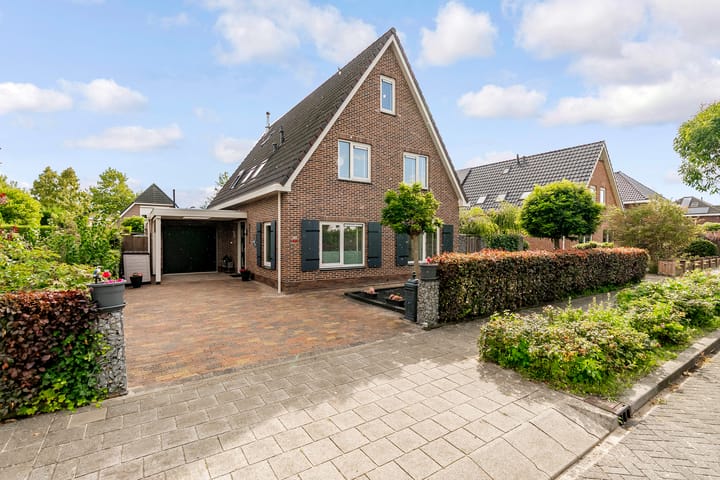Westhoven 128 in Lelystad foto