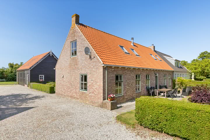 Westhovenseweg 3 in Aagtekerke foto