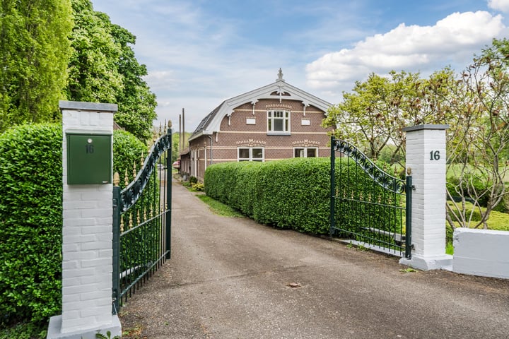 Westkanaalweg 16 in Alphen aan den Rijn