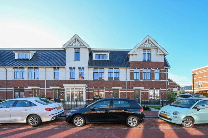 Westmadeweg 112 in 's-Gravenhage foto