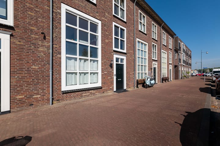 Westzanddijk 65 in Hellevoetsluis