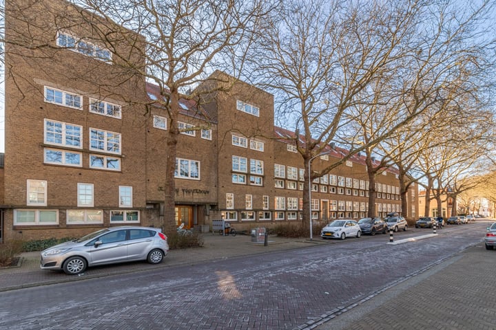 Westzijde 213F-5 in Zaandam foto