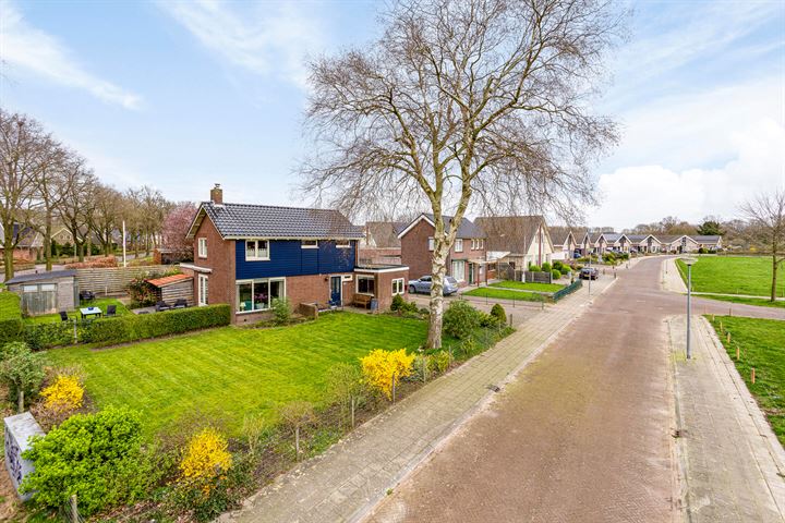 Weth Donkerstraat 1 in Coevorden foto