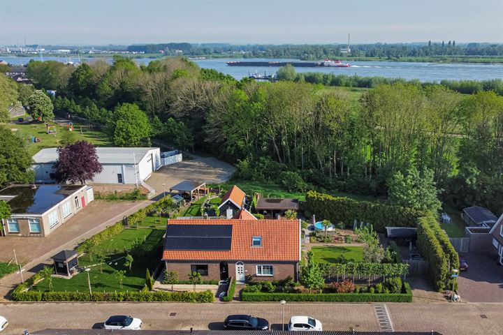 Wethouder Arntzstraat 9 in Millingen aan de Rijn foto