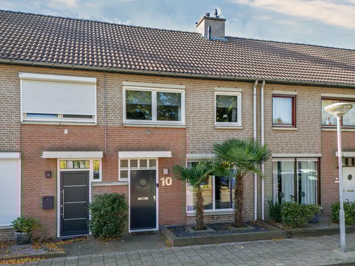 Wethouder Receveurlaan 10 in Venlo foto