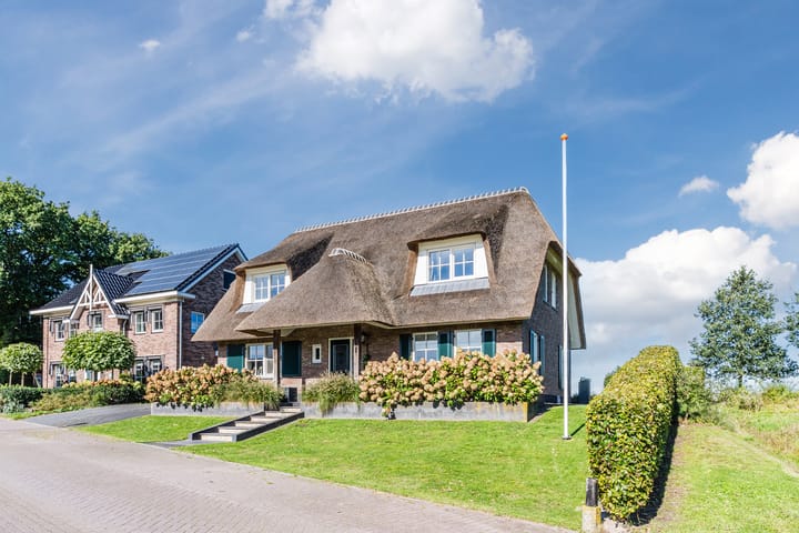 Wethouder Slootstraat 1 in Tuk foto