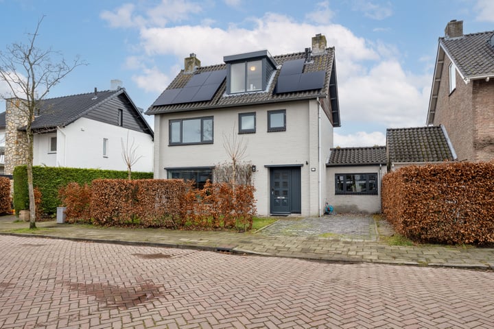 Weversdries 22 in Ulvenhout foto
