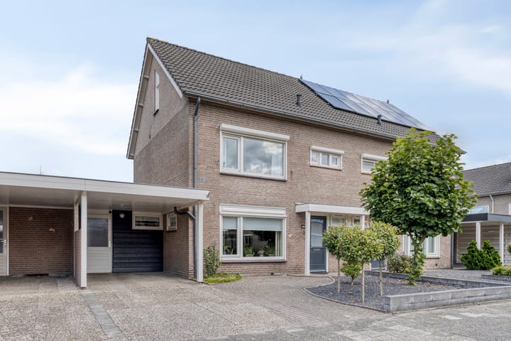 Wezelstraat 24 in Volkel foto