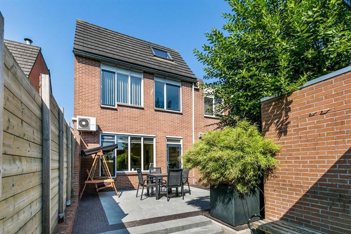 Wielewaal 24 in Deventer foto