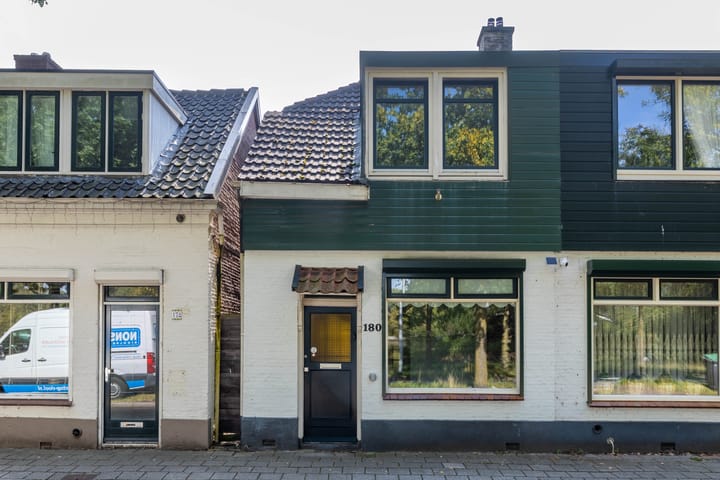 Wierdensestraat 180 in Almelo foto
