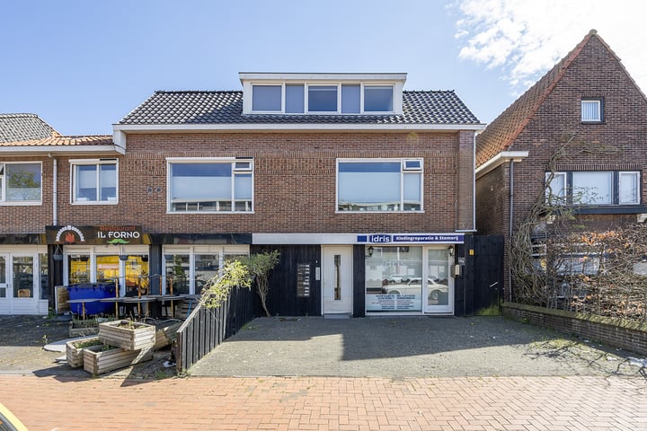 Wijkerstraatweg 178C in Velsen-Noord foto