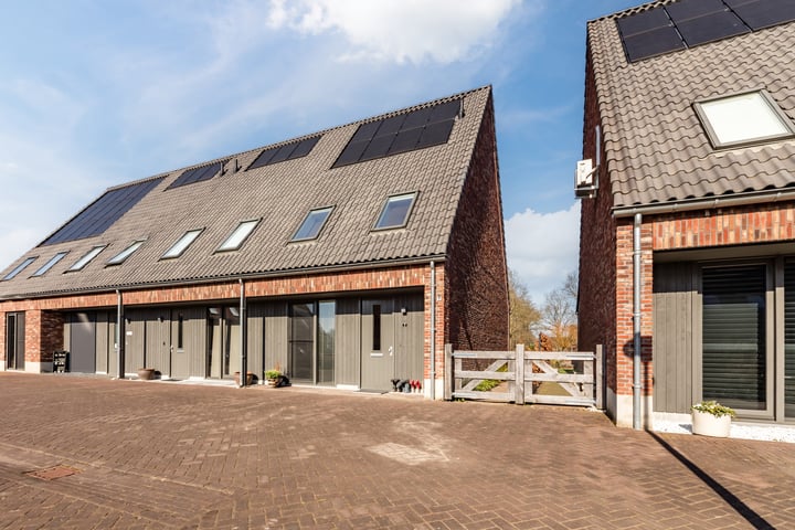 Wilbertshoeve 7 in Veghel foto