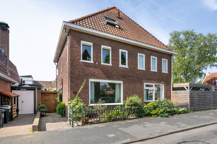 Wilgenlaan 138 in Zwanenburg foto