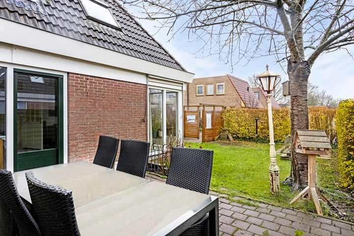 Wilgeroosje 3 in Sneek foto