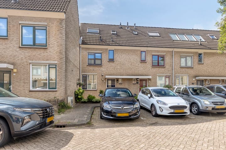 Wilhelmina Druckerstraat 19 in Spijkenisse foto