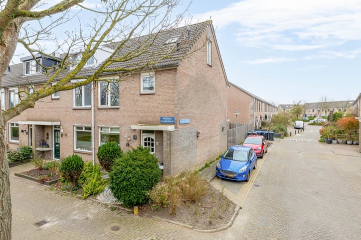 Wilhelmina Druckerstraat 2 in Lisse foto